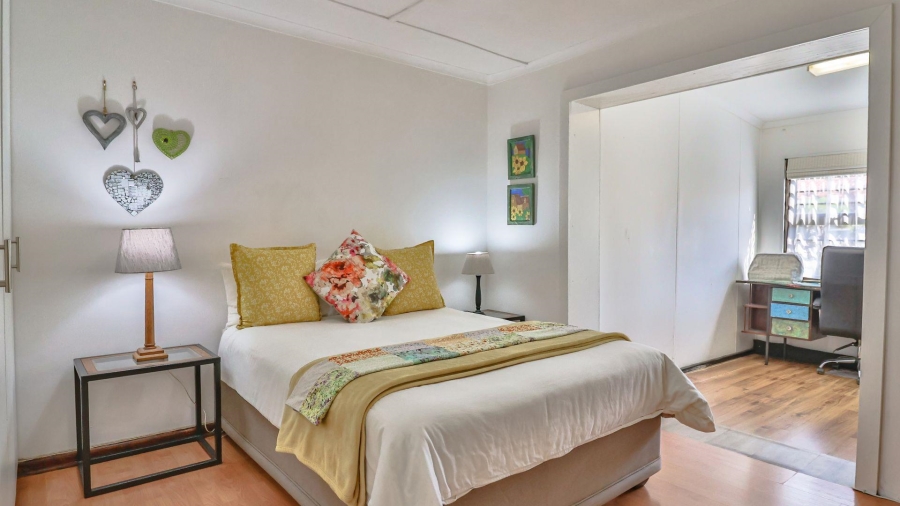 5 Bedroom Property for Sale in Perlemoenbaai Western Cape